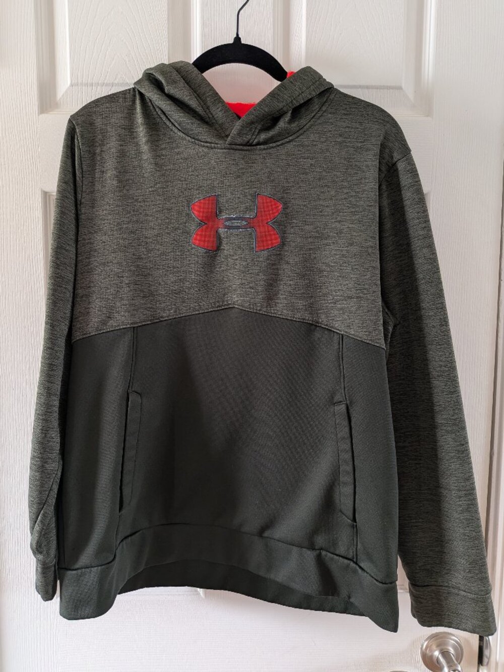 Under Armour Hoodie